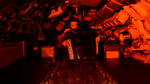 accordeon performance in submarine